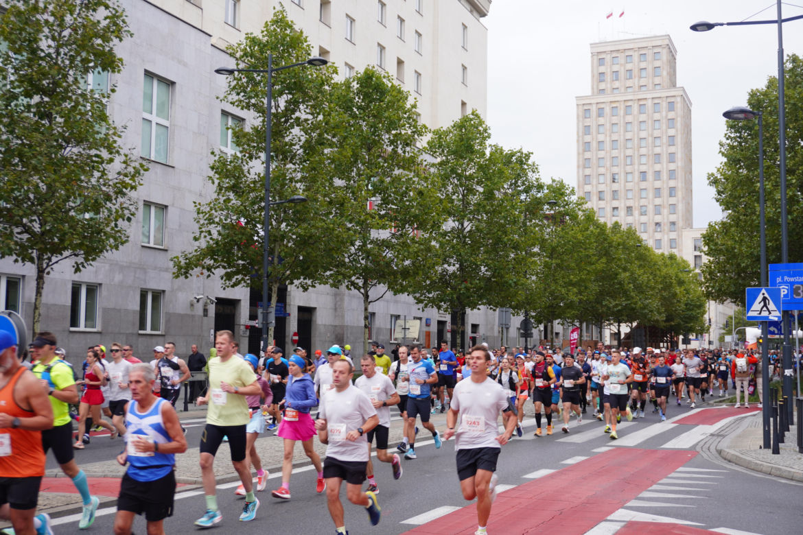 Uczestnicy Maratonu Warszawskiego 2025