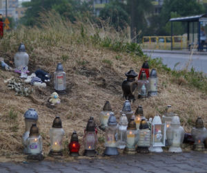 Korona księżniczki i pluszowe misie w miejscu tragedii! Tu zginęła 12-letnia Wiktoria [ZDJĘCIA, WIDE]
