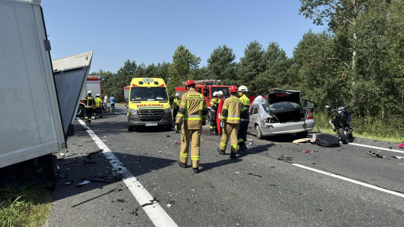 Droga śmierci zbiera krwawe żniwo! Na DK 10 w Solcu Kujawskim zginęły dwie osoby [ZDJĘCIA]