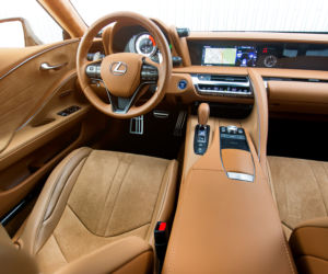 Lexus LC500h 3.5 V6 359 KM Superturismo