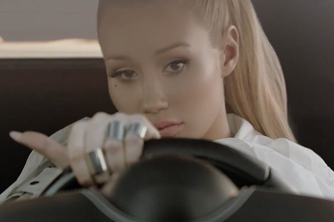 Iggy Azalea - Team: pierwszy teledysk z Digital Distortion zaliczył premierę