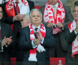 Lech Kaczyński na meczu