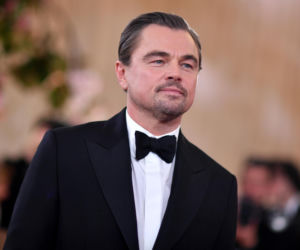 Pamela znów jest blondynką! Zobacz kreacje ze Złotych Globów