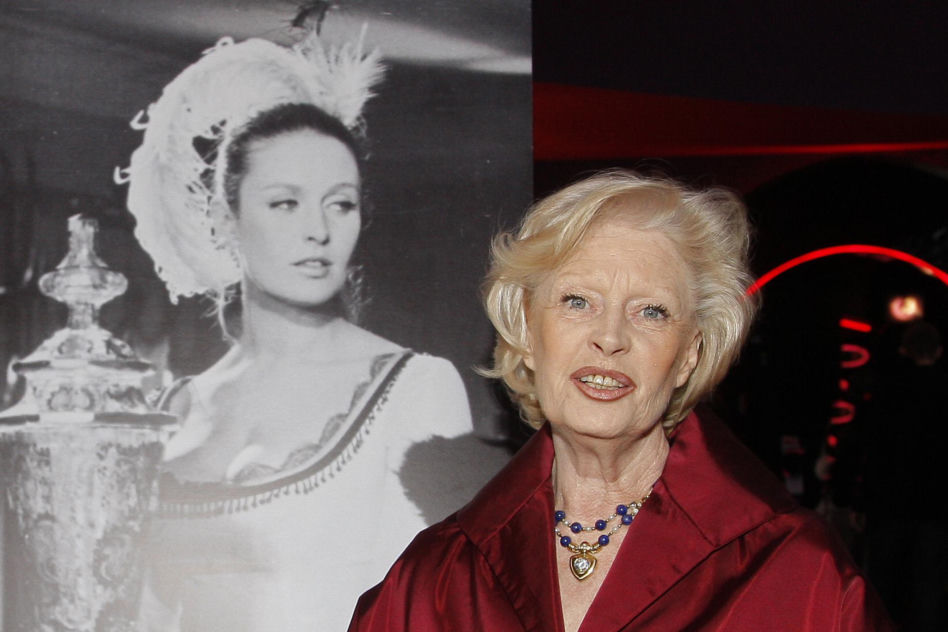 Beata Tyszkiewicz na przestrzeni lat. Tak zmieniał się wizerunek legendy polskiego kina