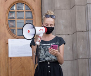 W Zabrzu tak cuchnie, że nie da się wytrzymać. Protest: Mamy dość smrodu!