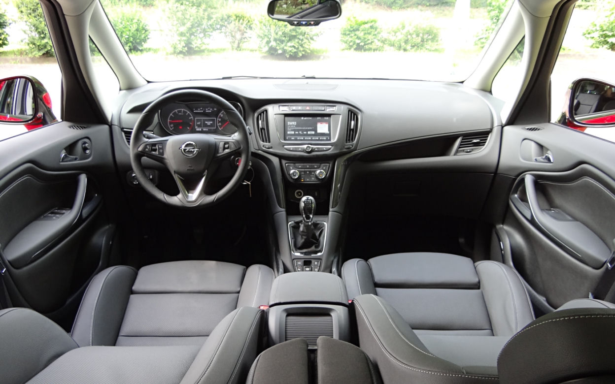 Opel Zafira 2017