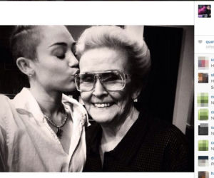 Miley Cyrus ma nowy tatuaz