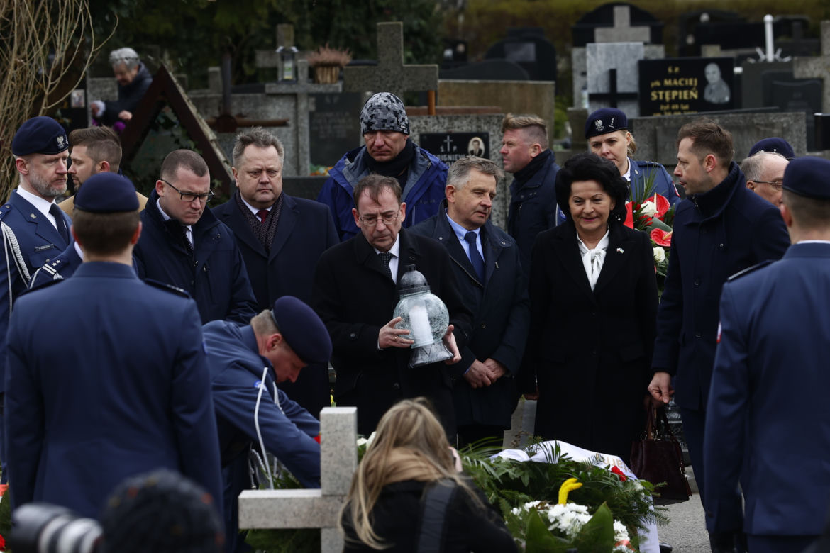 12. rocznica katastrofy smoleńskiej. Uroczystości na Powązkach Wojskowych