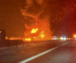 Łódzkie. Pożar samochodu ciężarowego na A2 [ZDJĘCIA].