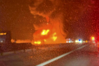 Łódzkie. Pożar samochodu ciężarowego na A2 [ZDJĘCIA].