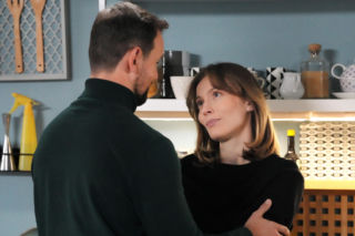 Barwy szczęścia odc. 3361. Renata (Anna Mrozowska), Marcin Kodur (Oskar Stoczyński)