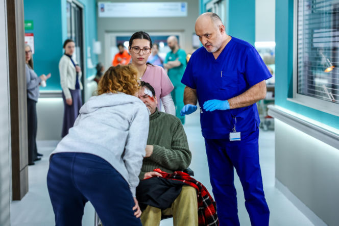 Szpital św. Anny, odcinek 106: Marta otrzymuje propozycję nowego kontraktu, którego warunki doprowadzą ją do ostrej konfrontacji ze Streckerem