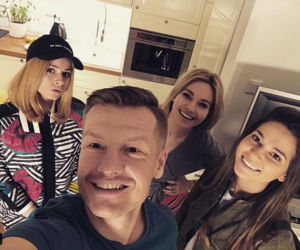 Rafał Mroczek (Paweł), Joanna Kuberska (Julka), Karolina Sawczuk (Kalina), Joanna Jarmołowicz na planie M jak miłość