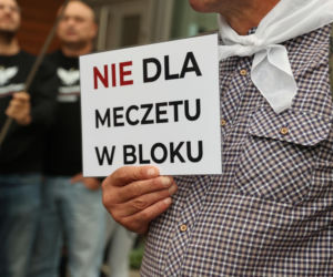 Kraków: Mieszkańcy wyszli na ulice przeciwko meczetowi