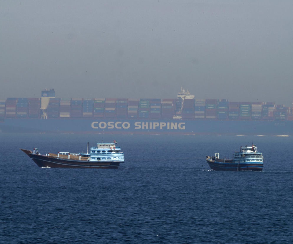 Miny, eskorty i polisy. Kryzys w Cieśninie Ormuz a bezpieczeństwo światowej żeglugi