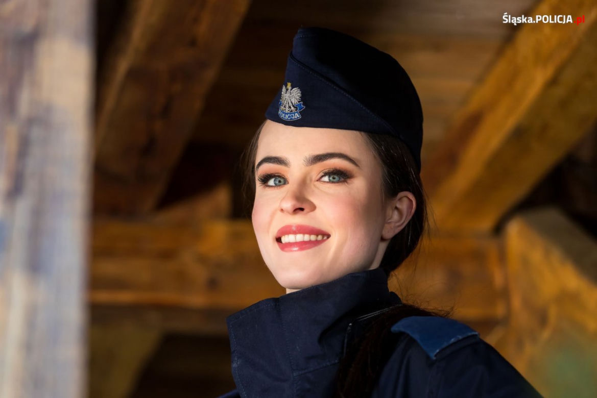 Miss Polski z Katowic wstąpiła na jeden dzień do policji. Anna Maria-Jaromin wzięła udział w teście sprawnościowym