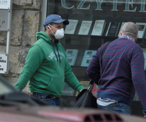 Luzacki początek kampanii Rafała Trzaskowskiego