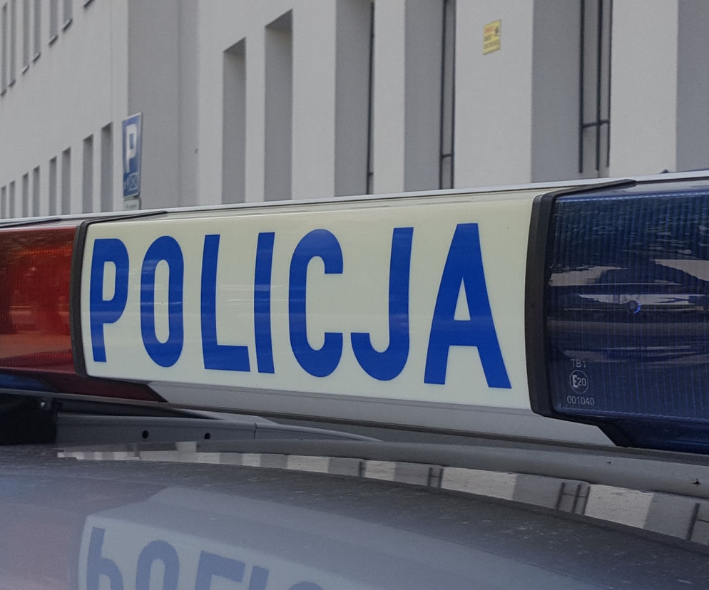 bełchatów. policja koguty