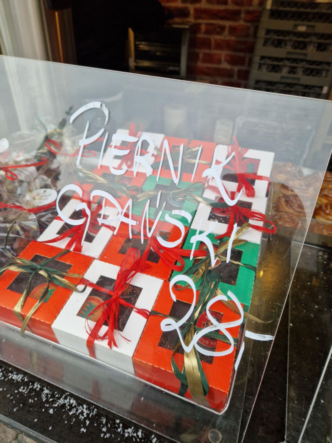 Gdański Jarmark Bożonarodzeniowy 2025: Ceny z kosmosu? Sandwich za 89 zł i grzaniec za...