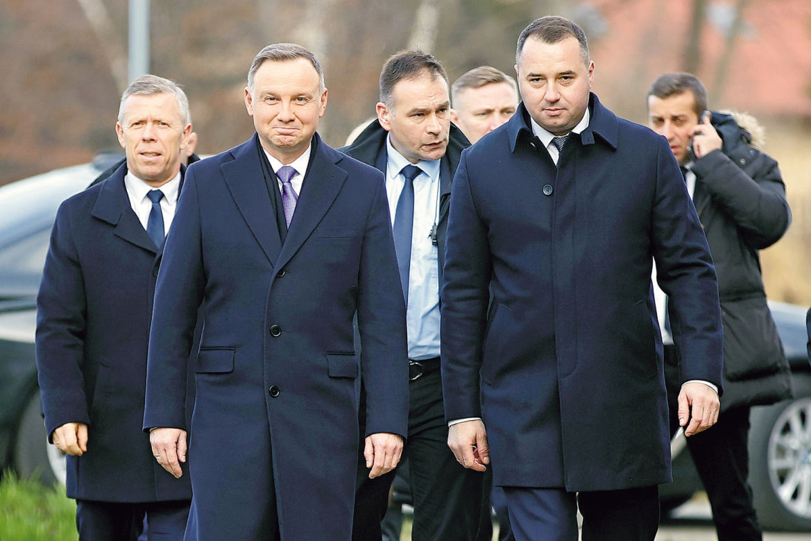 Przywileje władzy. O to rozegra się walka wyborcza jesienią