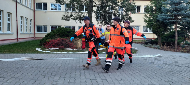 Próbna ewakuacja w zamojskim "rolniczaku"