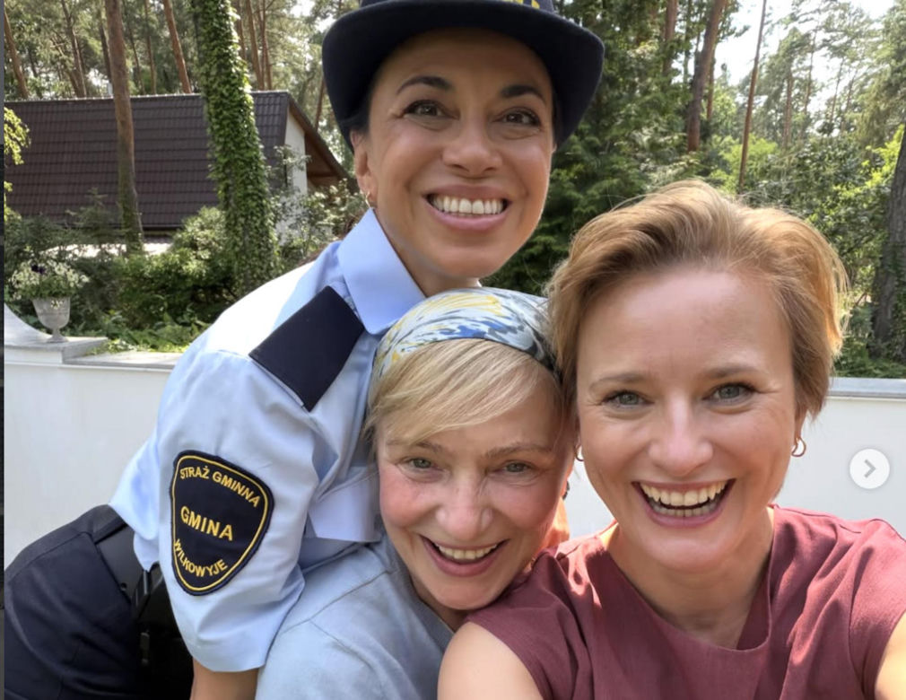 Ranczo. Solejukowa (Katarzyna Żak), Klaudia Kozioł (Marta Chodorowska), Francesca (Anna Iberszer)