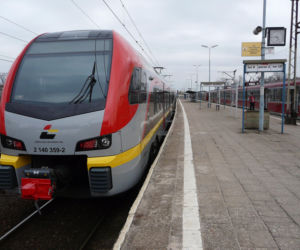 Odwołane pociągi w województwie łódzkim! Przewoźnik wycofuje nowy tabor