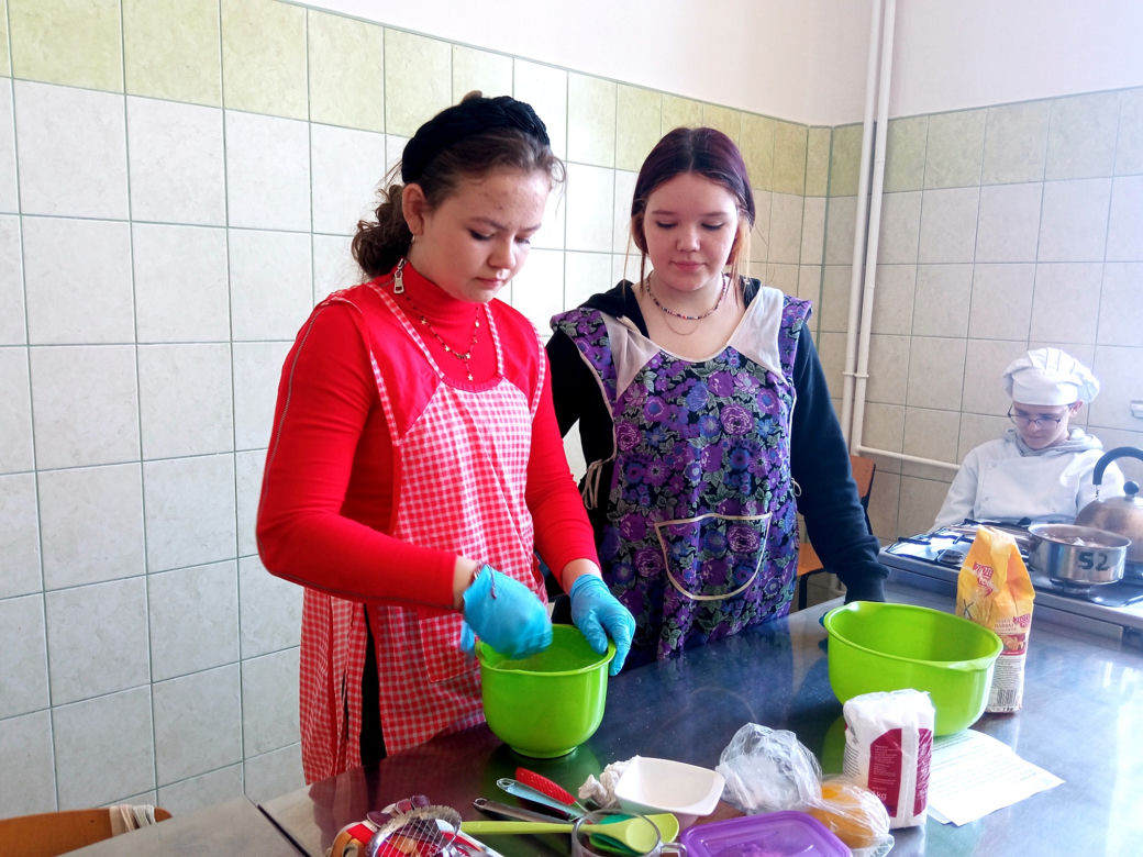 Konkurs kulinarny im. Wiktora Kulerskiego w grudziądzkim gastronomiku