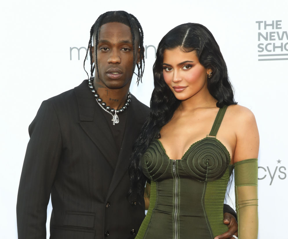 Kylie Jenner urodziła! Miliarderka pokazała wzruszające zdjęcie i zdradziła płeć dziecka!