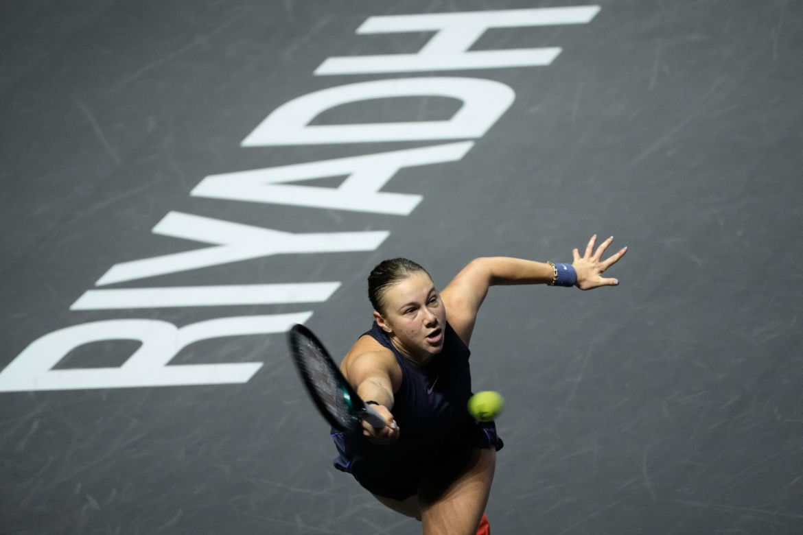 Iga Świątek - Amanda Anisimova. Spódniczki płatały figla zawodniczkom