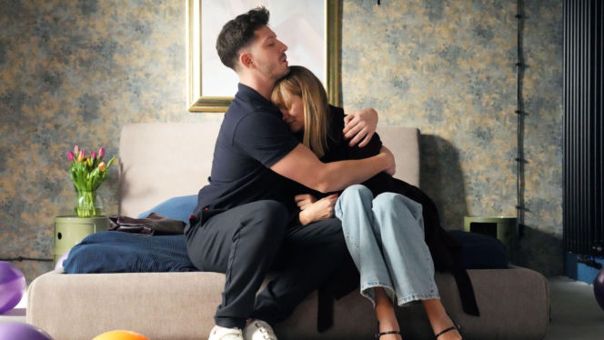 Barwy szczęścia, odcinek 3348: Justin (Jasper Sołtysiewicz), Ola (Michalina Robakiewicz