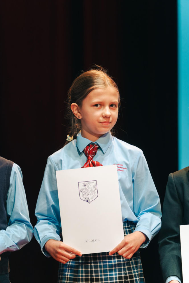 Najzdolniejsi uczniowie odebrali stypendia Prezydenta Miasta Siedlce