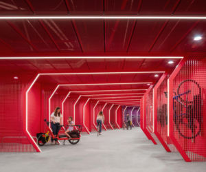 Parking rowerowy pod Placem Poczdamskim w Berlinie