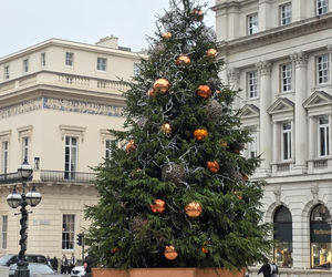 Jest rozmach! - tak polscy turyści oceniają świąteczny jarmark w Londynie. Kramy stoją też przy słynnym London Eye – z widokiem na Big Bena. Zobaczcie nasze zdjęcia!