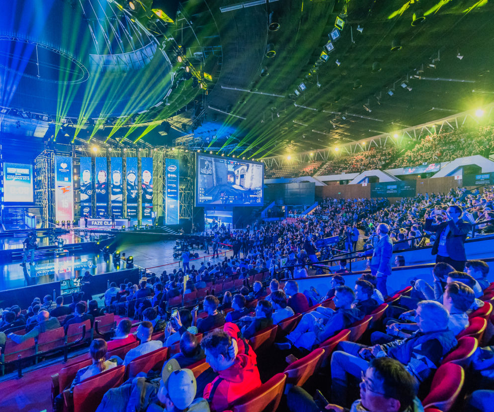 Katowice postawiły na eSport – wygrały wizerunkowo. Wywiad z Marcinem Krupą, prezydentem Katowic