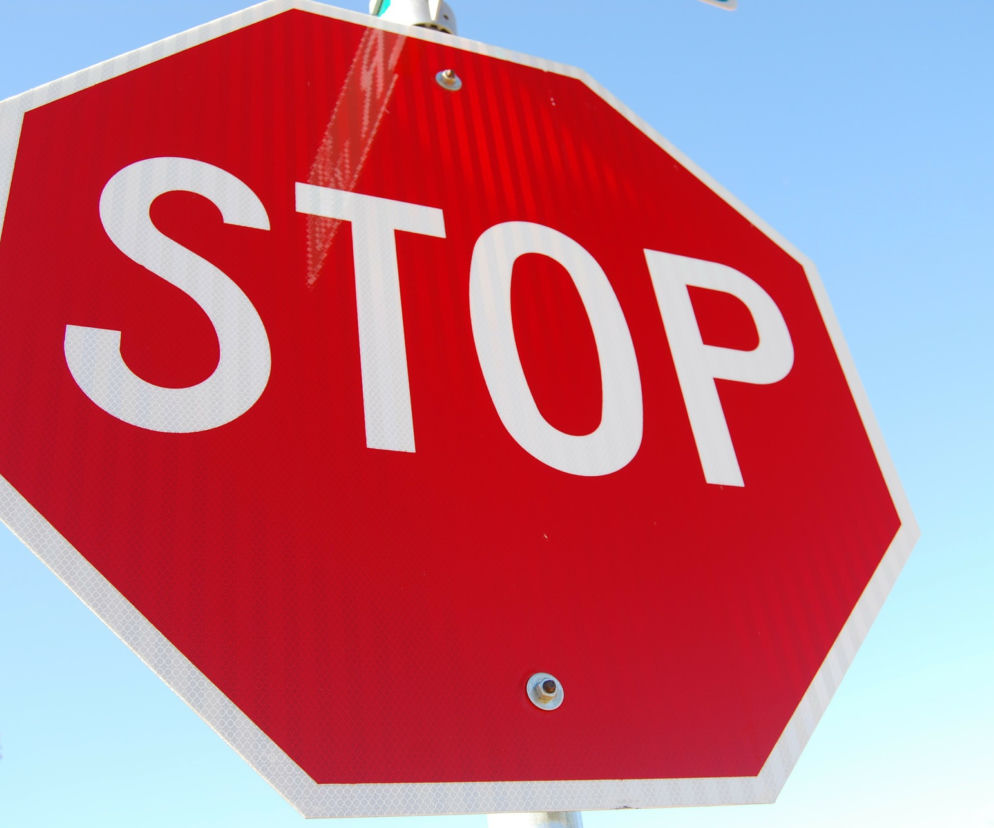 STOP