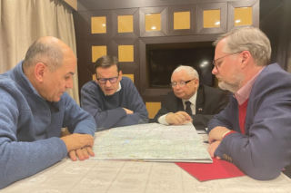 Lewica umacnia rządy Kaczyńskiego? Leszek Miller nie ma złudzeń. Prosto z lewej