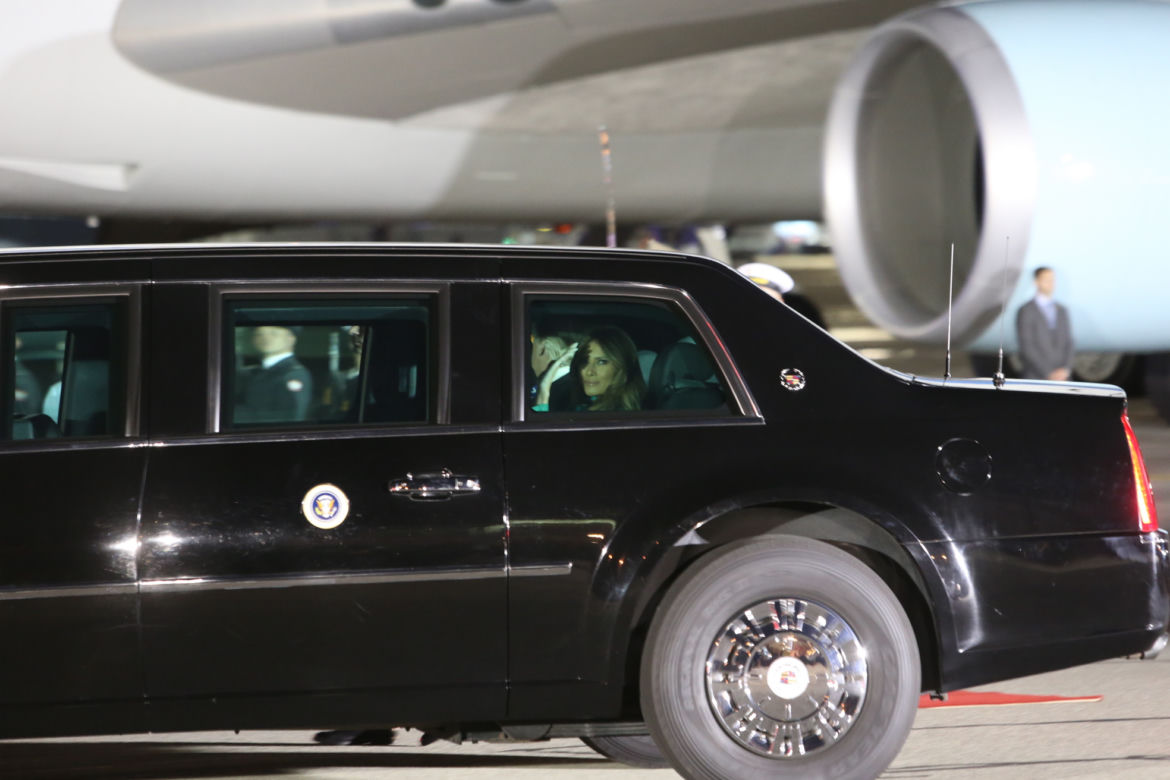Air Force One wylądował w Warszawie