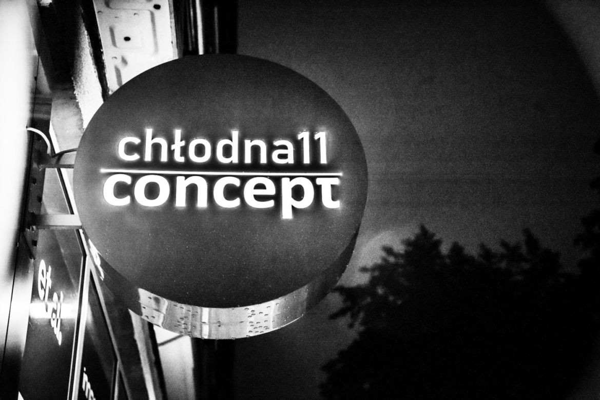 J&J glass & design w CHŁODNA 11 CONCEPT. Włoskie lustra w centrum Warszawy