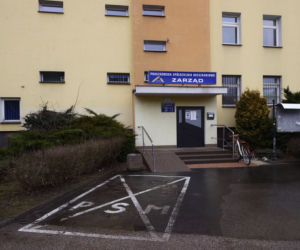 Wojna o płot i śmietnik. Konflikt mieszkańców na osiedlu w Pruszkowie