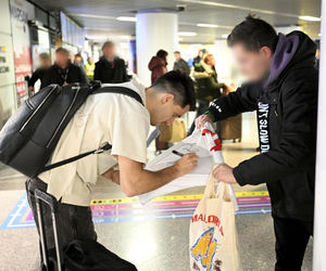 poproszę o galerie: Reprezentacja Polski przyleciała do kraju po meczu z Maltą