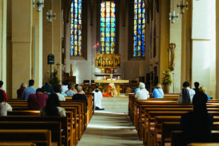 Instytut Statystyki Kościoła Katolickiego podał najnowsze dane. Diecezja łódzka poniżej średniej krajowej