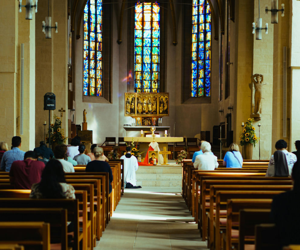 Diecezja łódzka poniżej średniej krajowej w praktykach religijnych