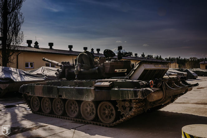 "Zawiszacy" za sterami legendy. Nowi kierowcy czołgów PT-91 w 15. Brygadzie