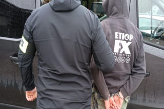 Grójec: Kryminalni znaleźli nielegalny arsenał. Szokujące odkrycie policjantów