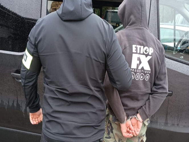 Grójec: Kryminalni znaleźli nielegalny arsenał. Szokujące odkrycie policjantów