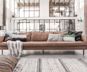 Sofa z pojedynczym siedziskiem