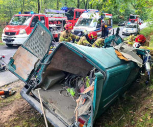 Wypadek w Niemgłowach pod Rawą Mazowiecką. Zderzenie busa z TIR-em