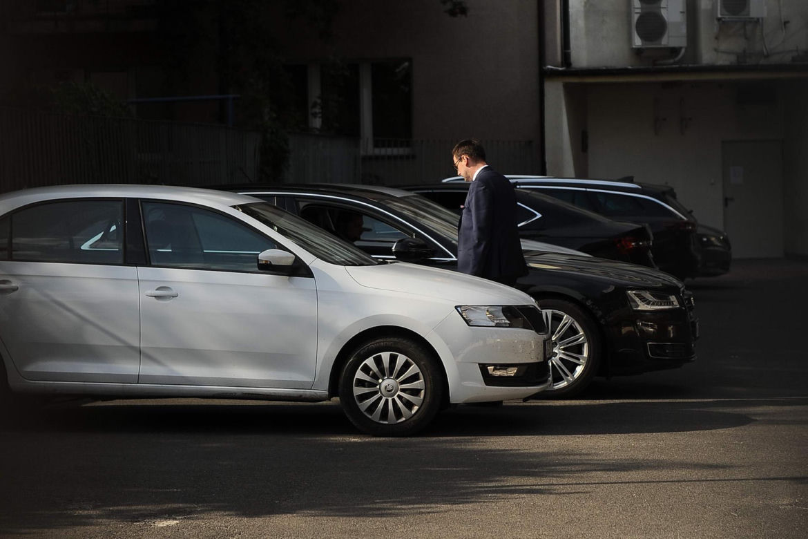 Obajtek i Lexus ES 300h
