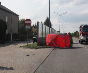 Motocyklista zginął na miejscu. Potworny wypadek w Siedlcach